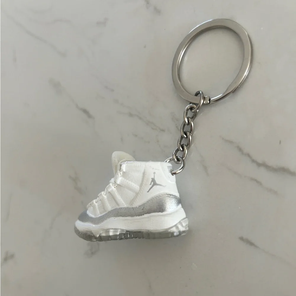 Air Jordan 11 Retro Sneaker Keychain – White/Silver, New